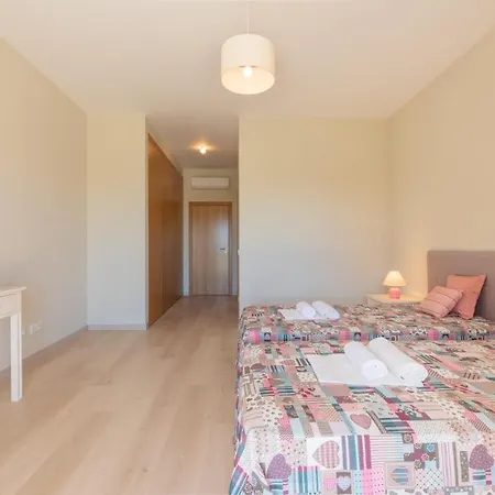 Vila Roja- Pe Sleeps 8 With Pool Air Con And Wifi Olhos de Agua (Albufeira)