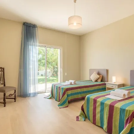 Vila Roja- Pe Sleeps 8 With Pool Air Con And Wifi Olhos de Agua (Albufeira)